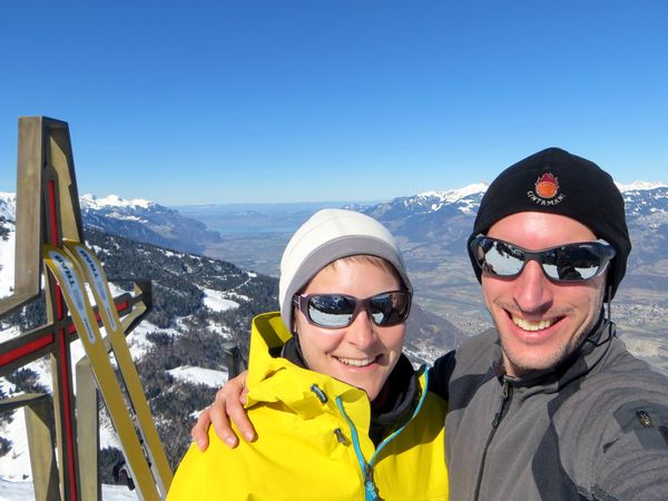 Randonnée à Ski à l'Aguille de Mex (1866m) dans le Valais avec Viktorie.