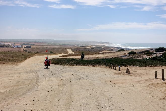 Cycling next to the beaches in Alentejo
