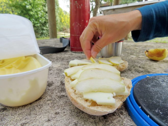 Picknick of bread, cheese and pear
