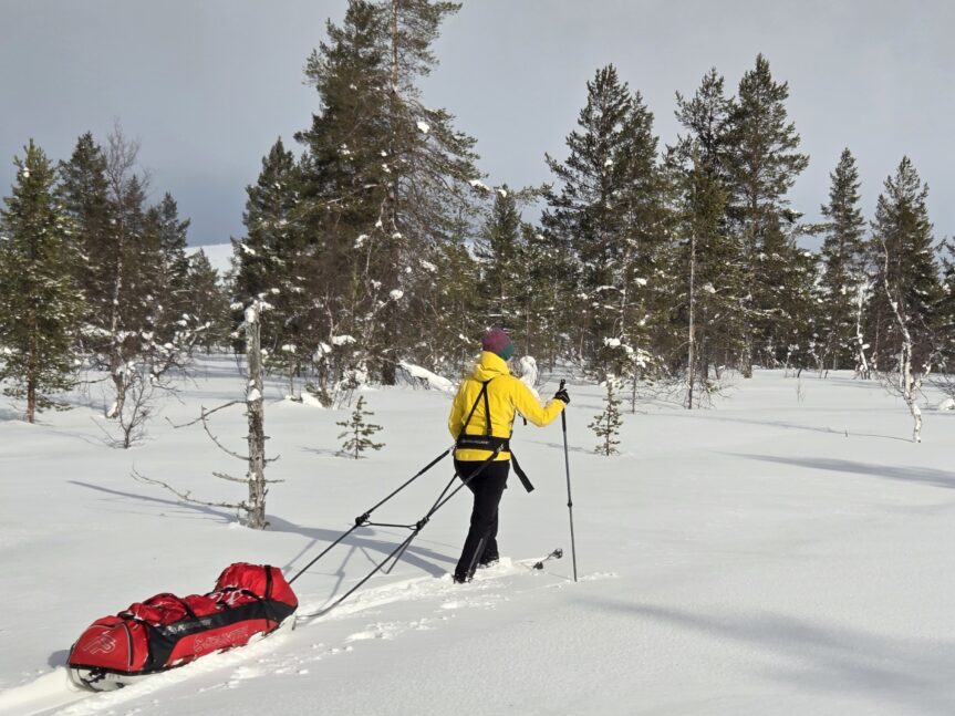 Self-Supported in the snow: Cross-Country Skiing Through Finnish Lapland